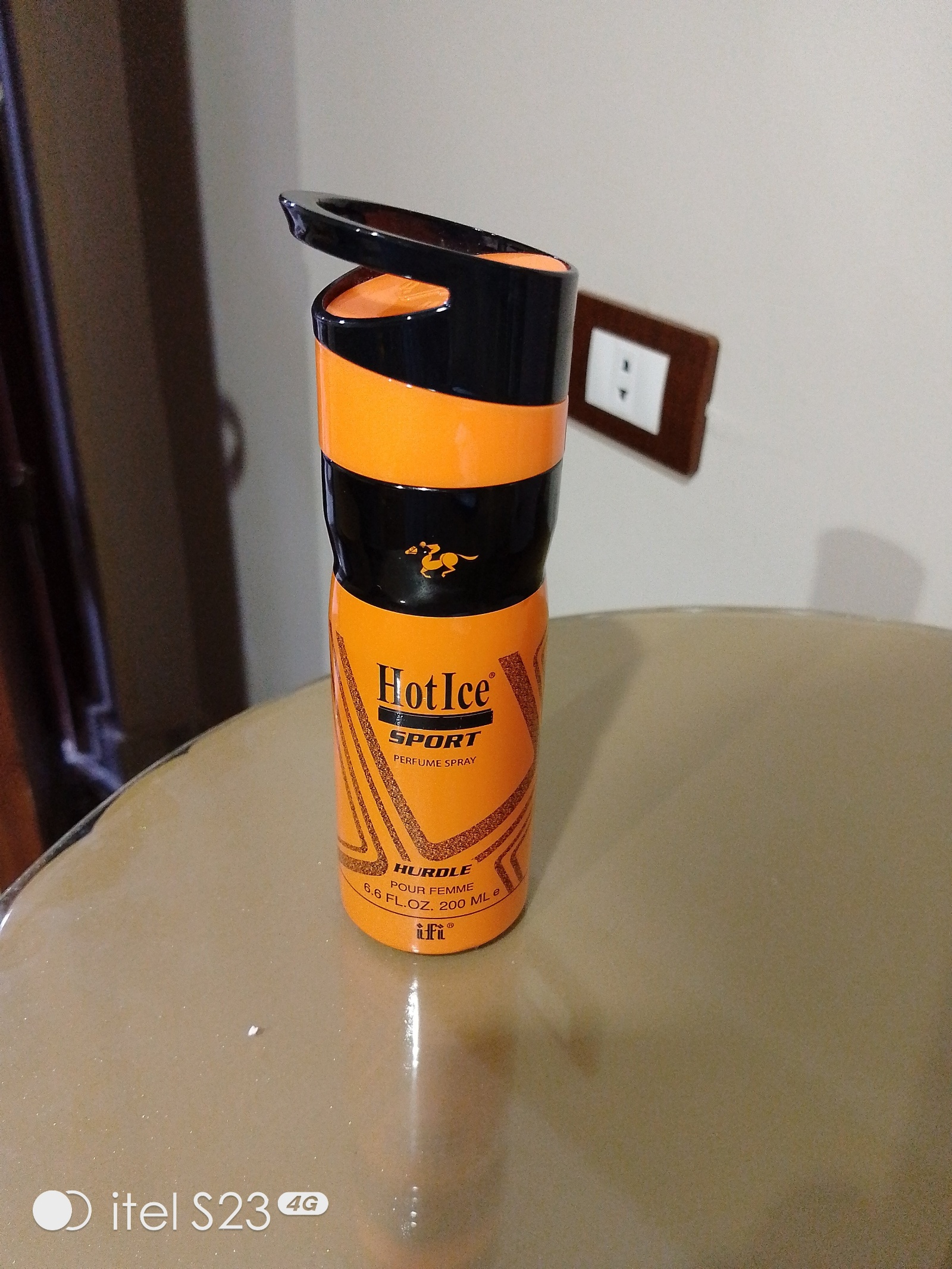 بخاخ عطر برتقالي